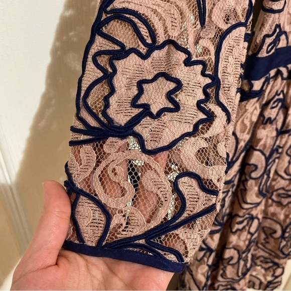 Reiss Lace Open Back Blush Pink and Navy Blue Cocktail Dress Size 8 - Picture 8 of 11